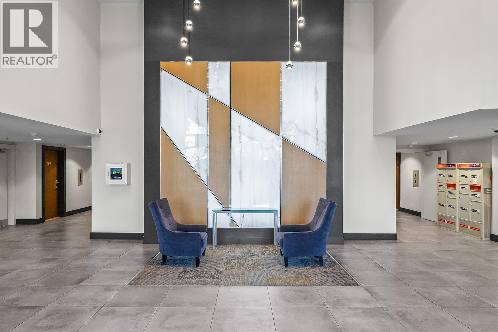 1075 Sunset Drive Unit# 906, Kelowna