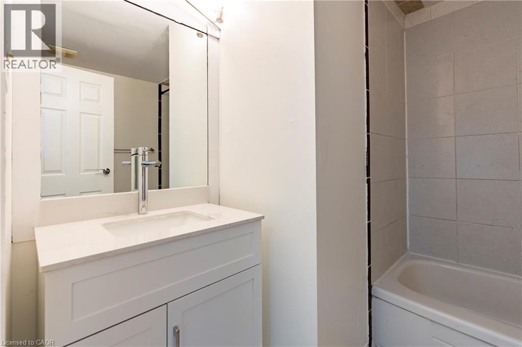 65 GLAMIS Road Unit# 80, Cambridge, Ontario, N1R6W4 — Photo 17