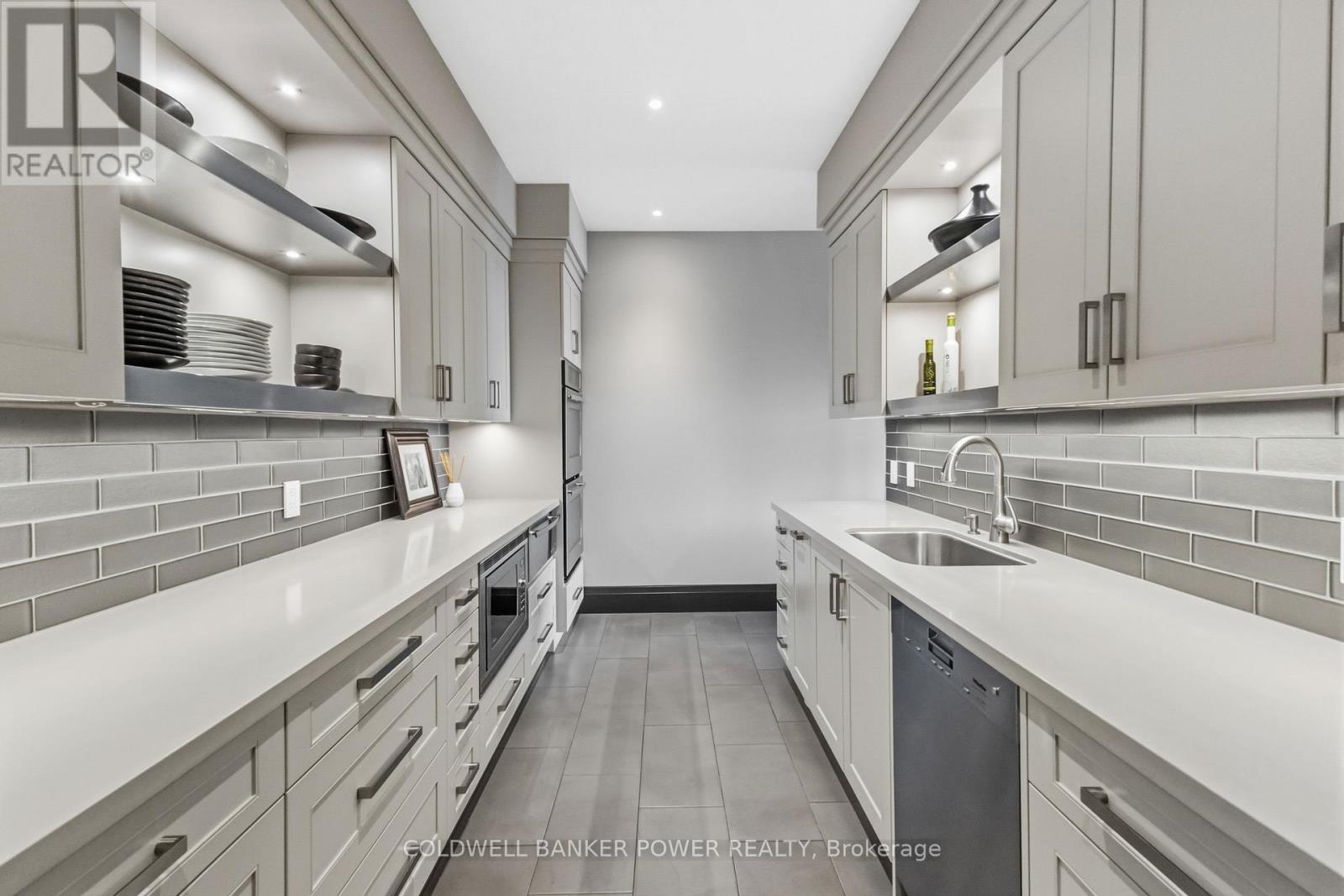 10231 MELROSE DRIVE — photo 19
