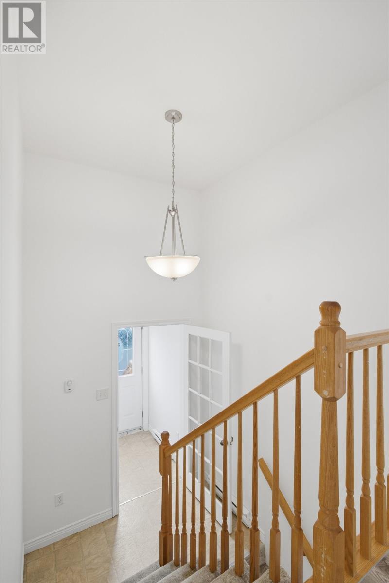 58 MACBETH DRIVE - 15