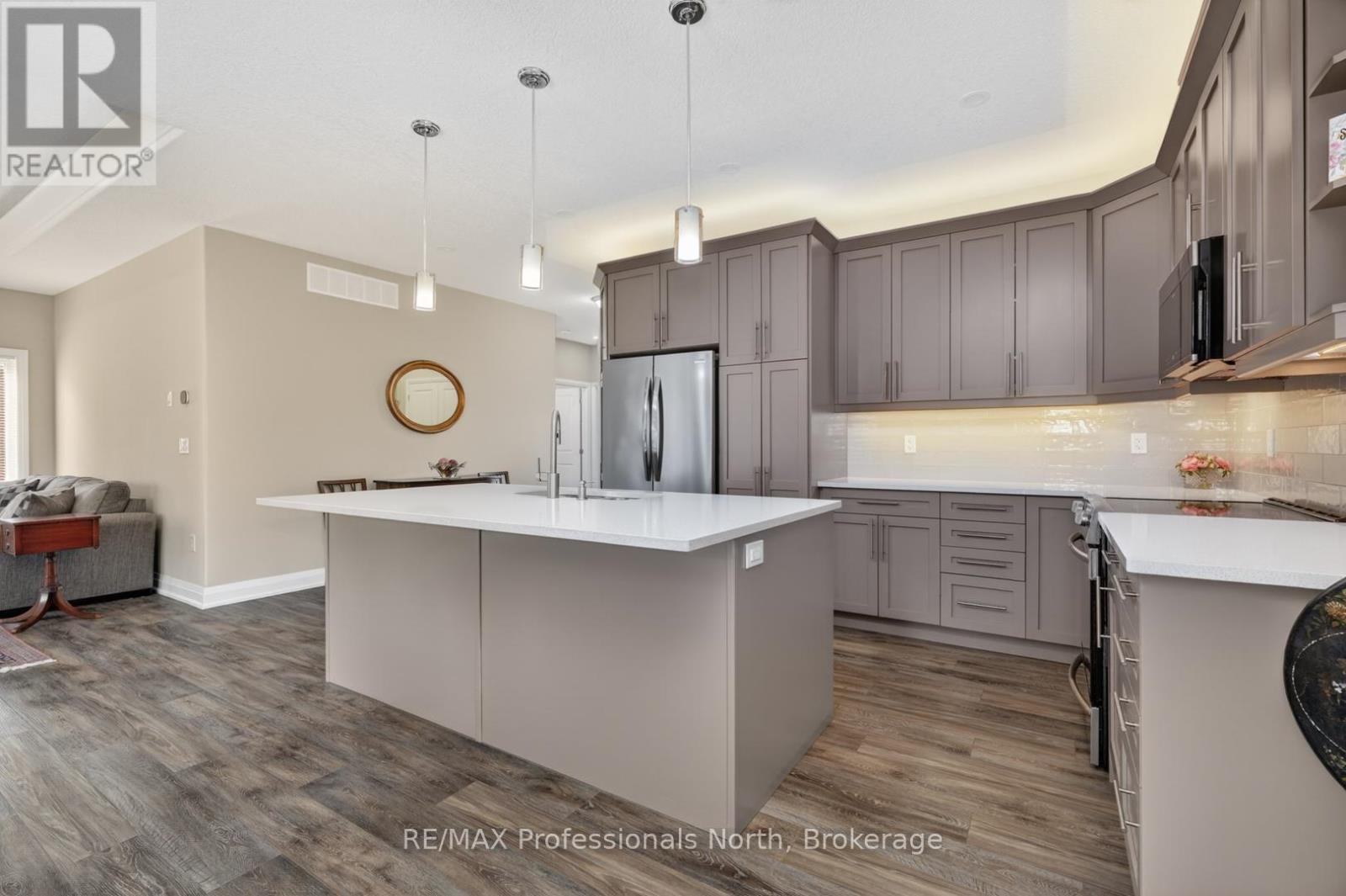 8 BANCROFT RIDGE DRIVE - 10