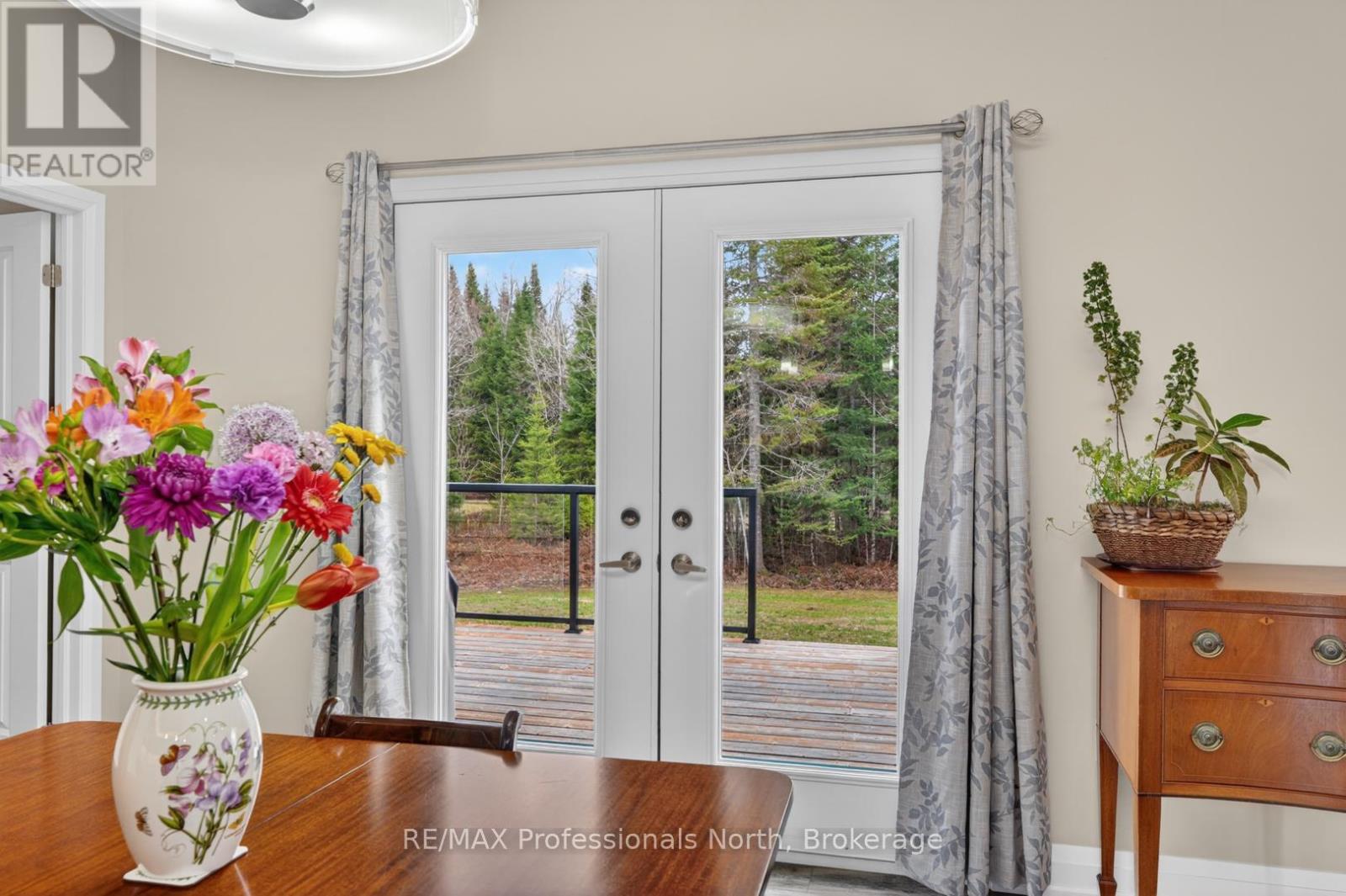 8 BANCROFT RIDGE DRIVE - 20