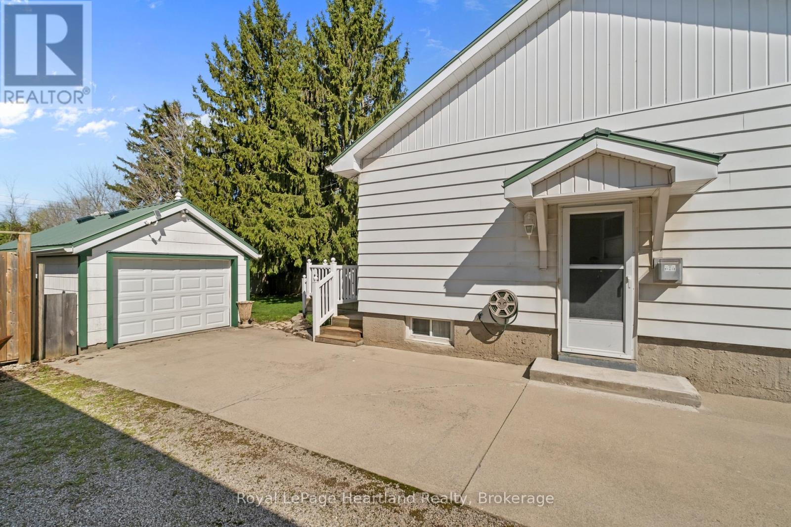 117 ANDREW STREET, South Huron (Exeter), Ontario, N0M1S1 — Photo 4