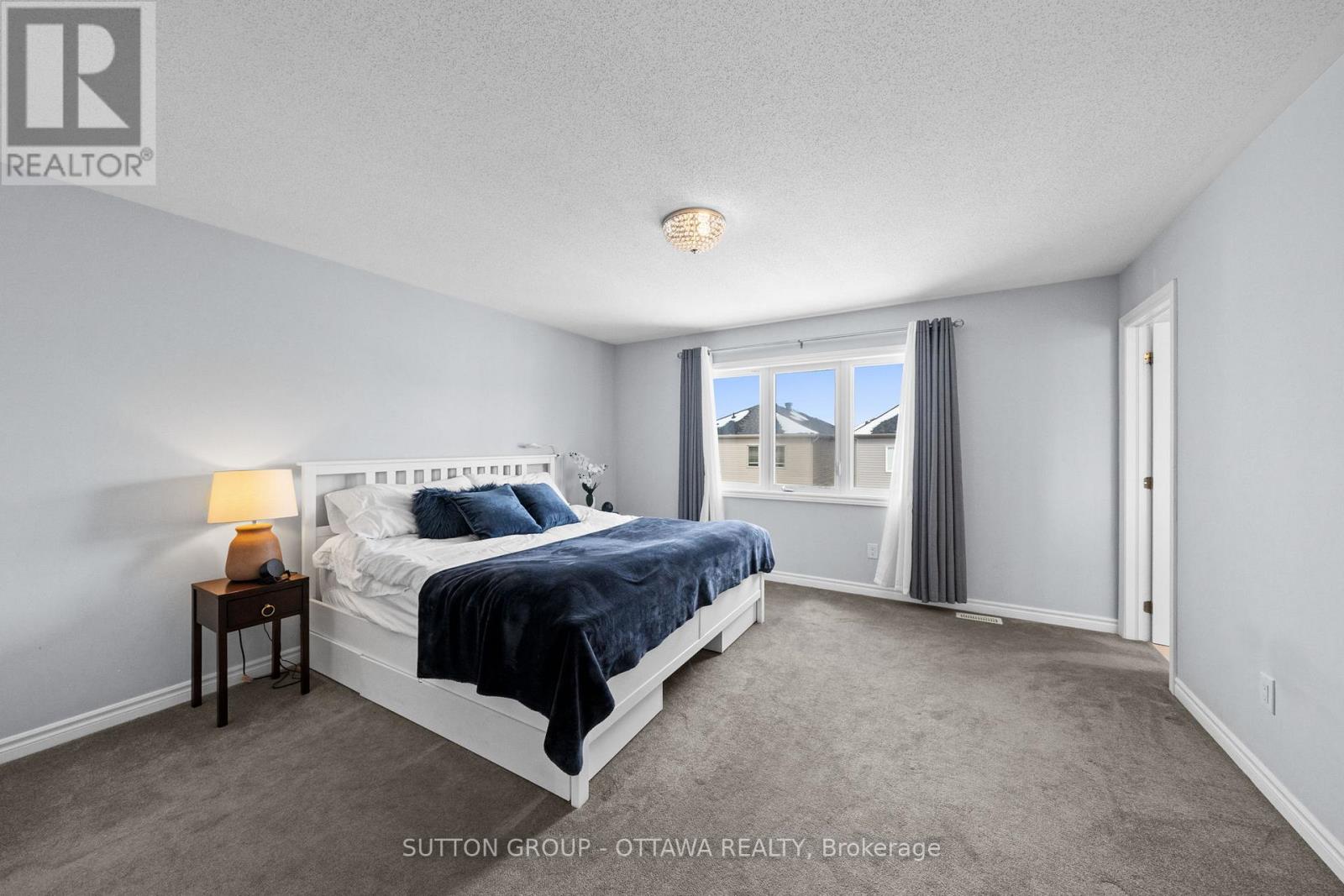 1013 MANEGE STREET - 17