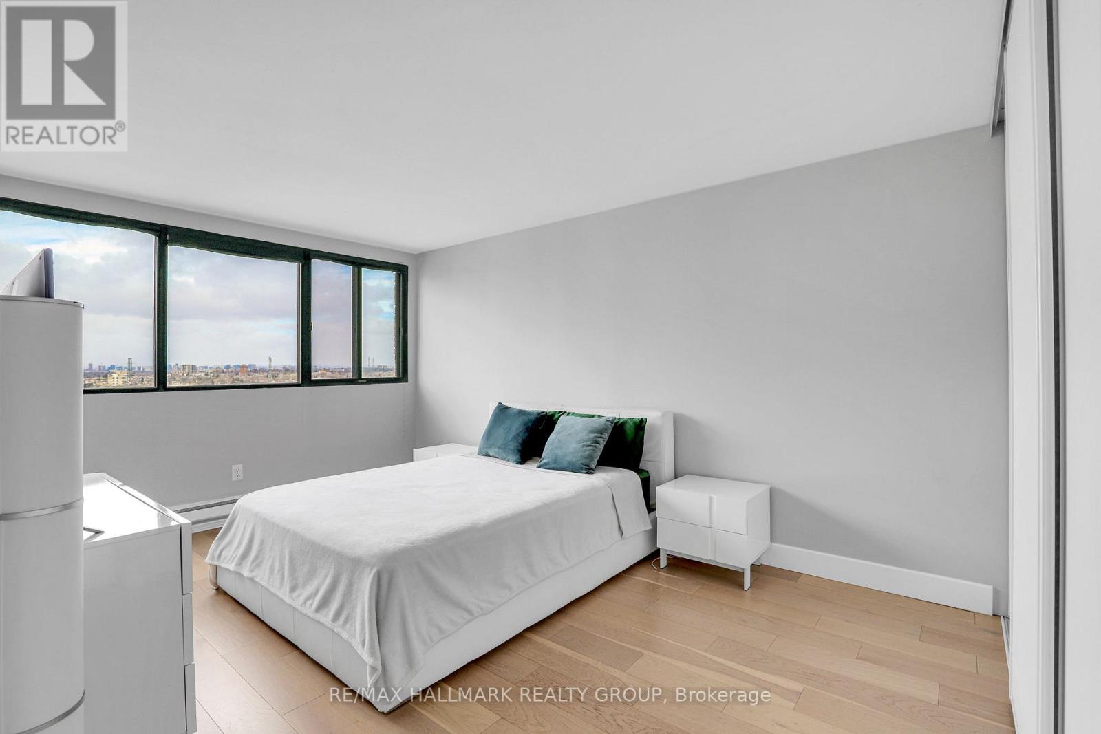 1604 - 1285 CAHILL DRIVE — photo 9