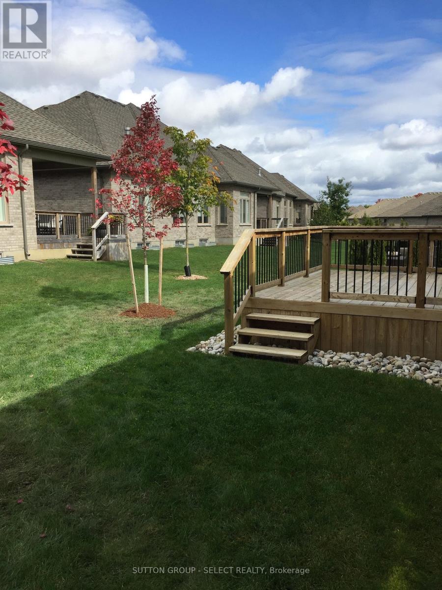 30 - 725 EAGLETRACE DRIVE, London North (North R), Ontario, N6G0J7 — Photo 28