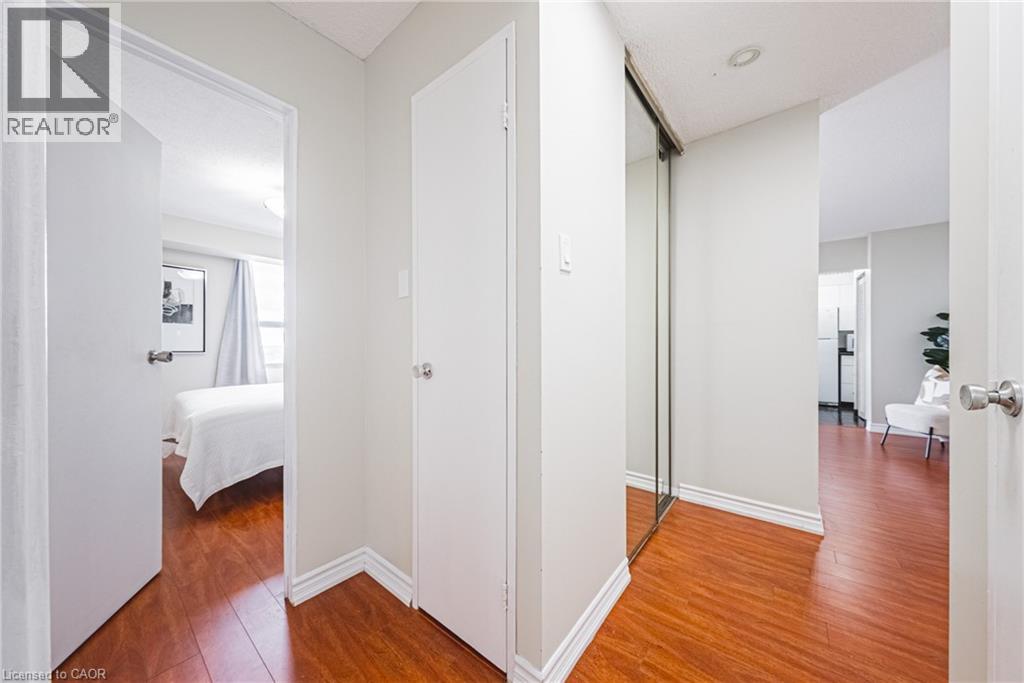 2055 UPPER MIDDLE Road Unit# 1206 — photo 14