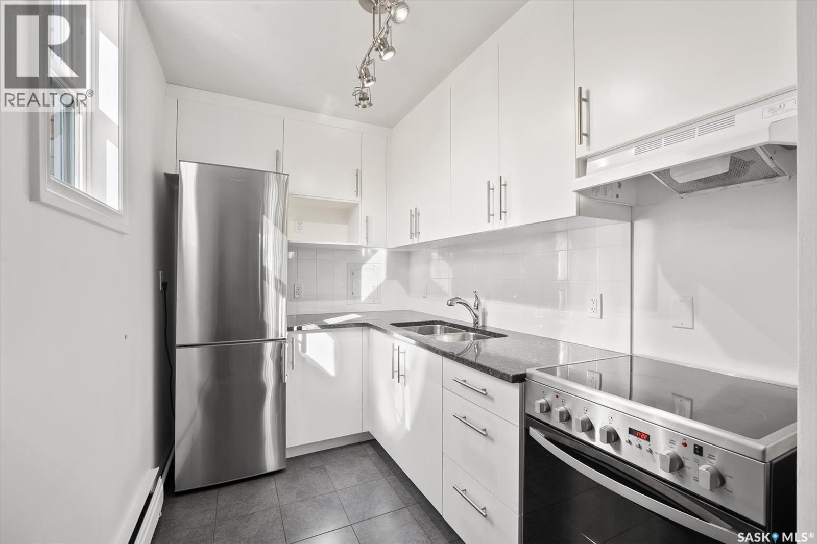424 3rd AVENUE N - 36