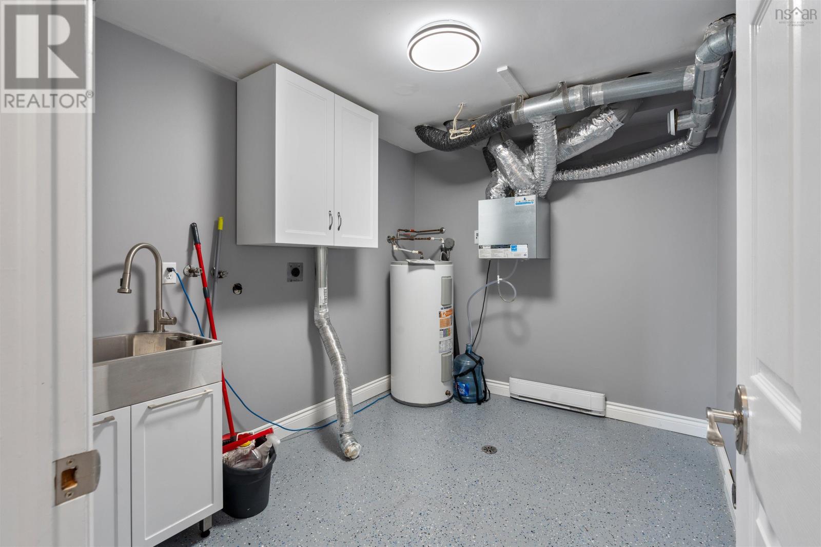 Property 39 of 42 of 94 Stratford Drive