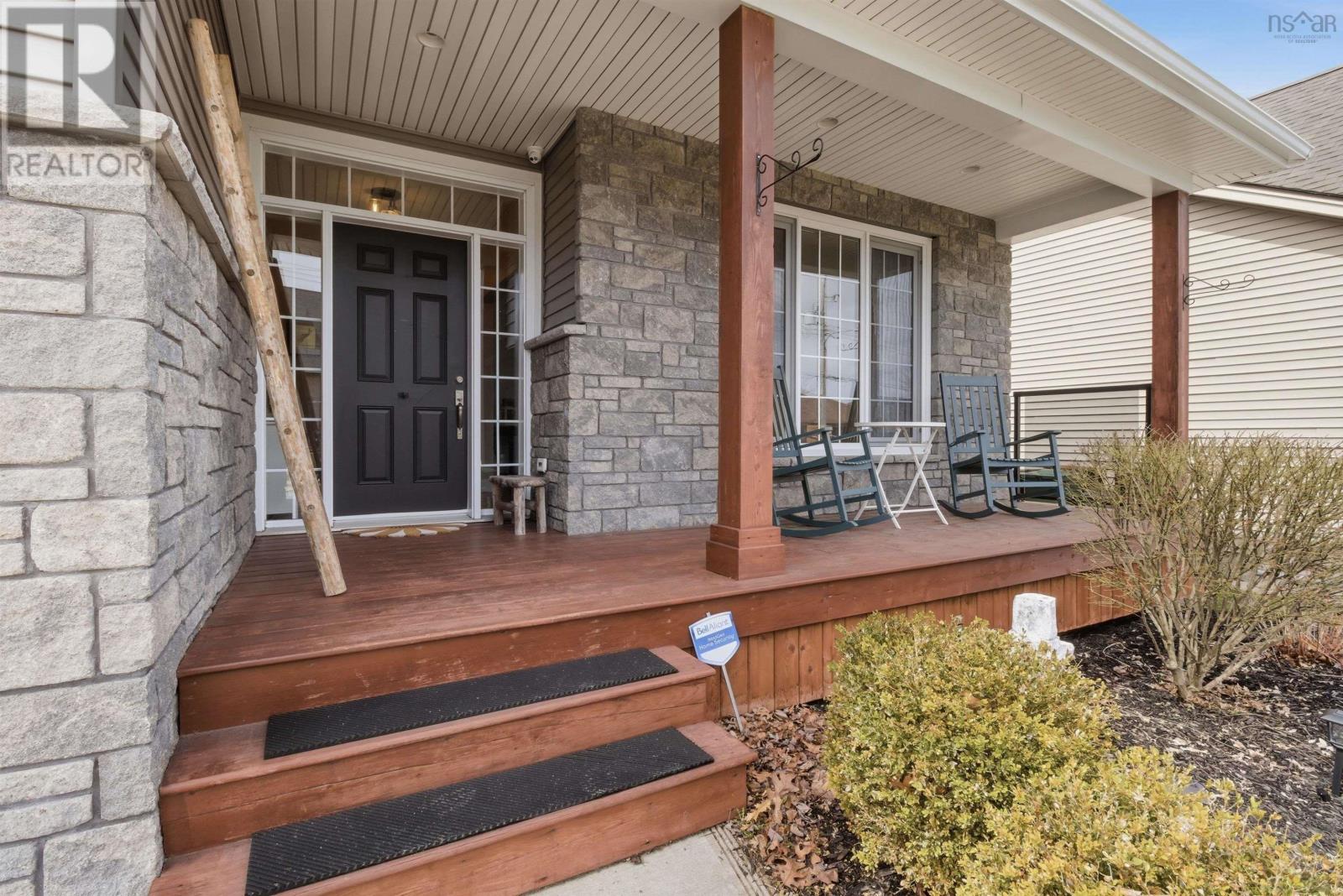 Property 5 of 47 of 69 Bradford Place