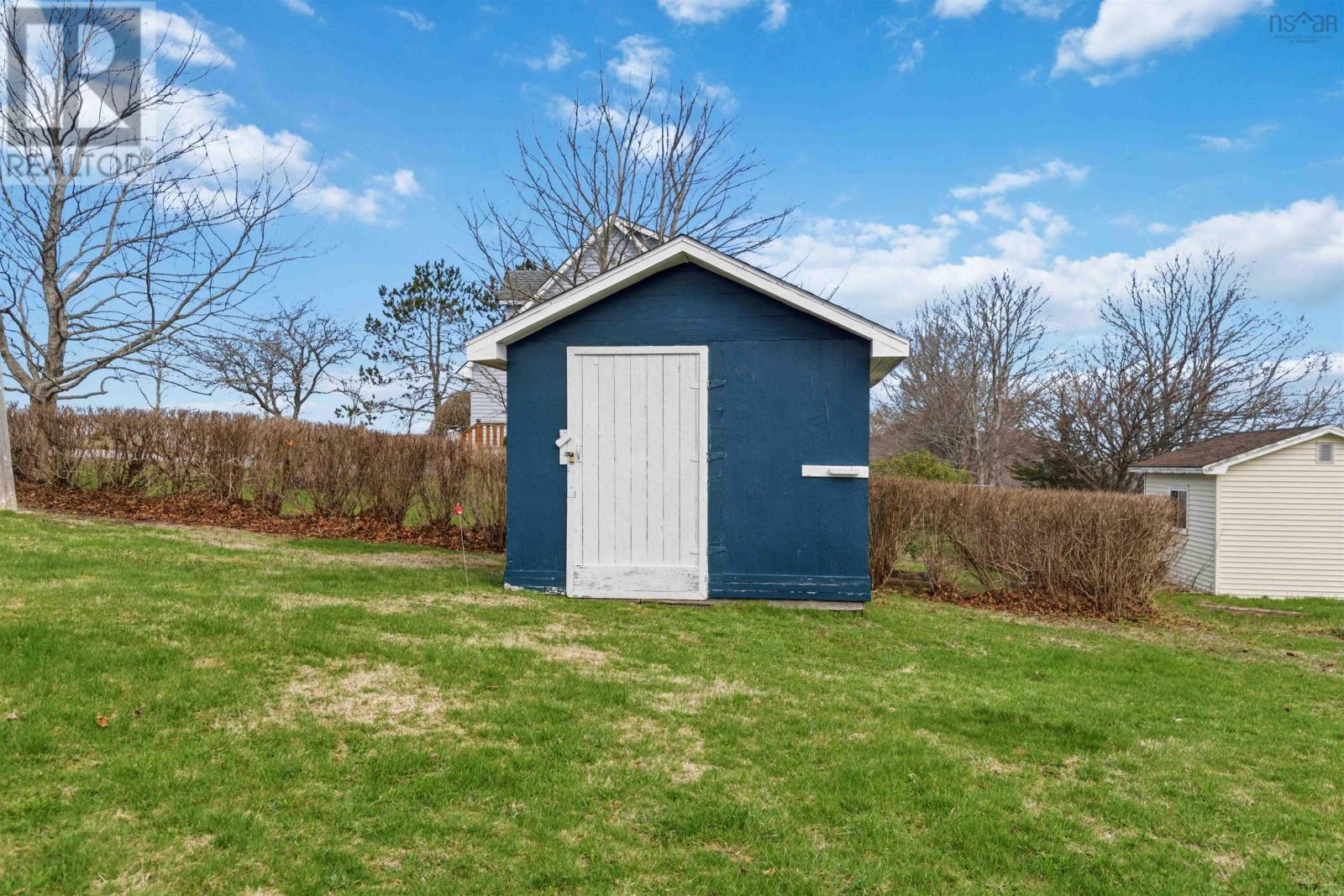 Property 49 of 51 of 151 King Street