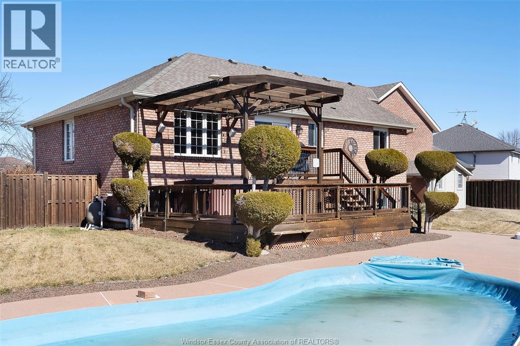 2071 EUGENI, Tecumseh, Ontario, N9K1B3 — Photo 10
