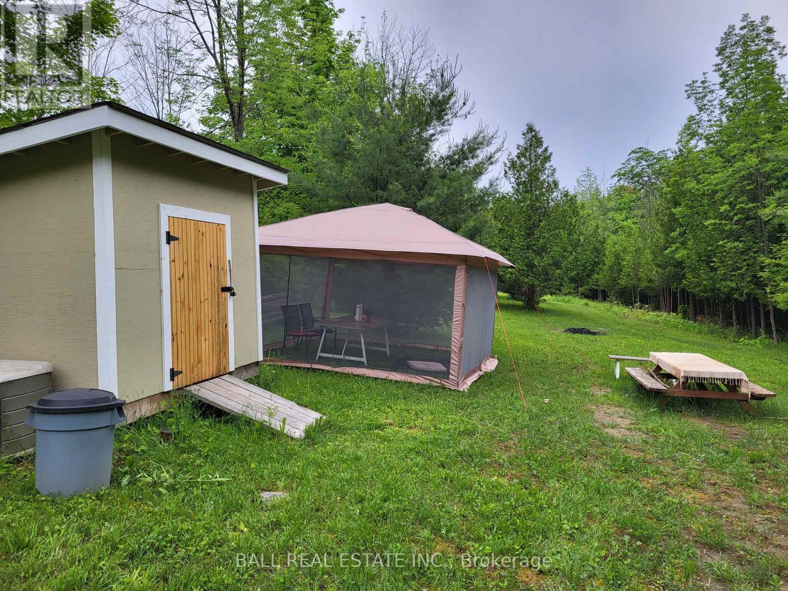 81 SILVER HEIGHTS DRIVE — photo 14