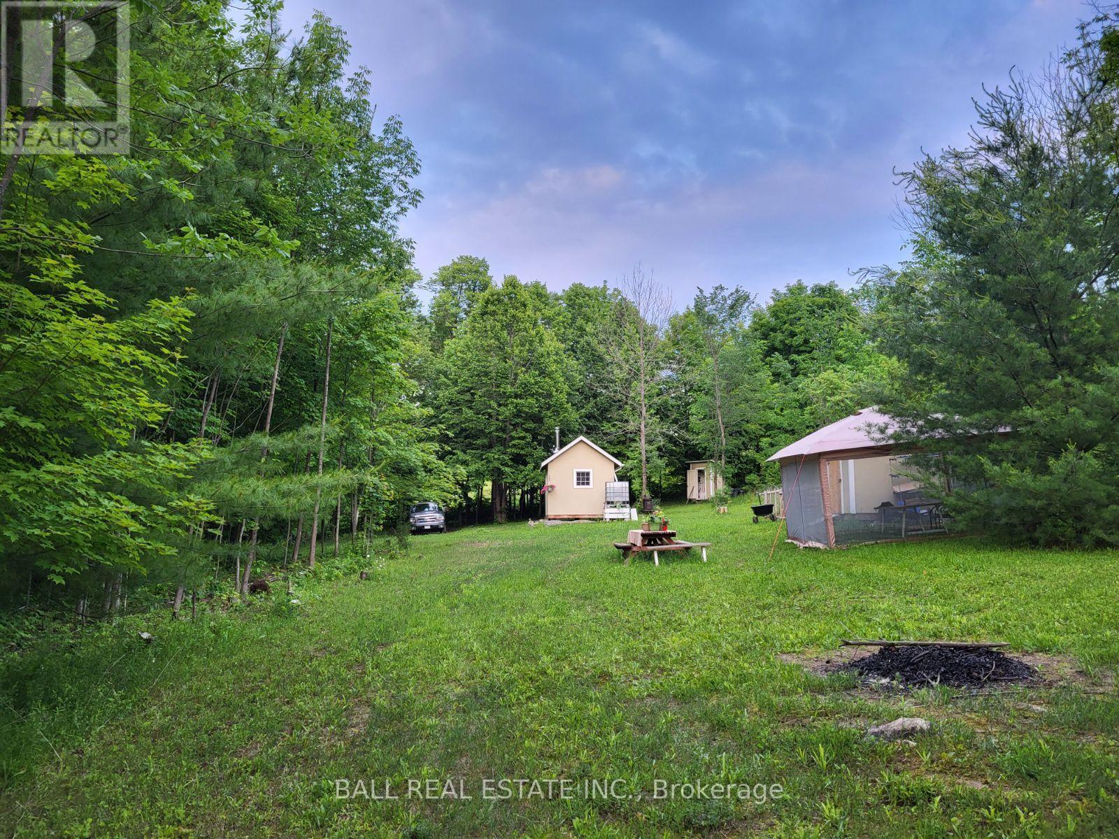 81 SILVER HEIGHTS DRIVE — photo 15