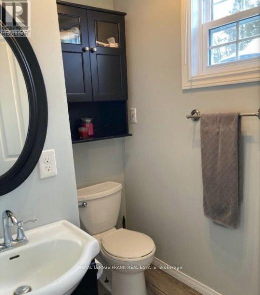 #17 6108 CURTIS POINT ROAD - 10