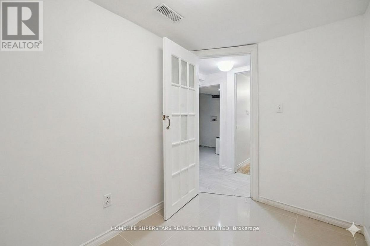 4290 YONGE STREET — photo 31