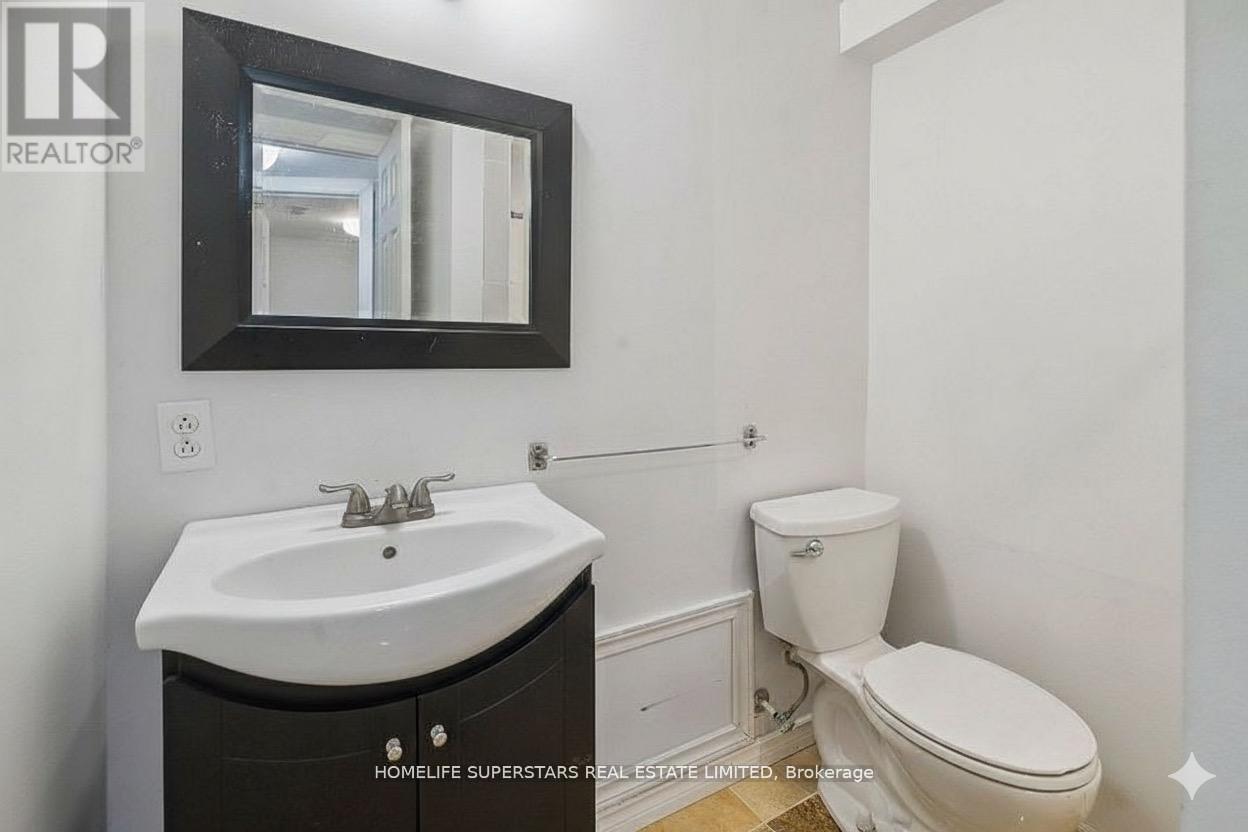 4290 YONGE STREET — photo 39
