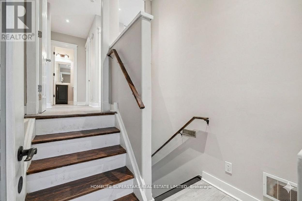 4290 YONGE STREET — photo 7