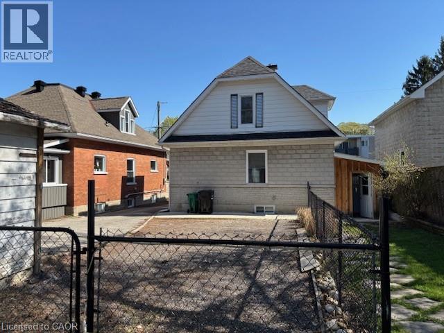 838 MOORE Street - 33