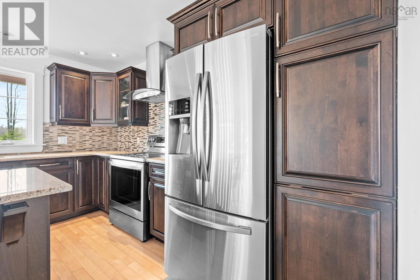 Property 8 of 49 of 1939 Middle Road