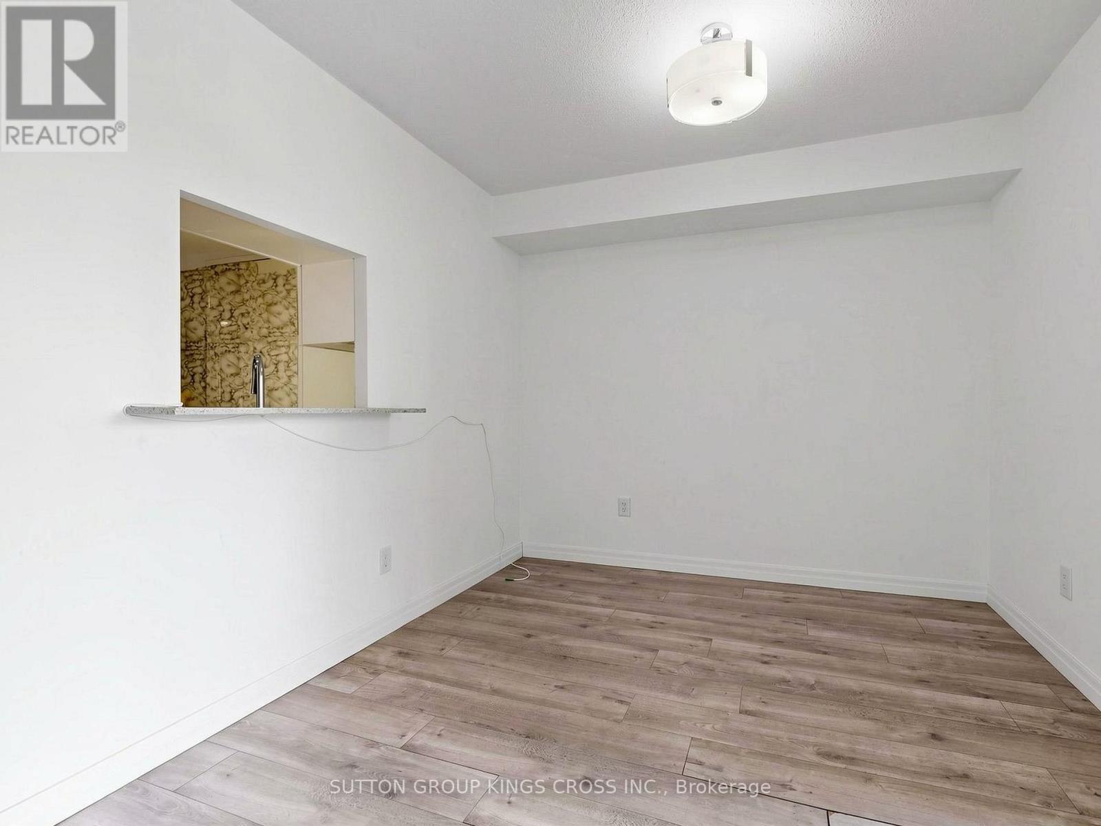 #706 265 ENFIELD PLACE - 14
