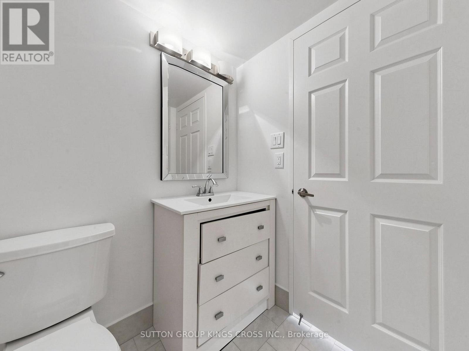 #706 265 ENFIELD PLACE - 27