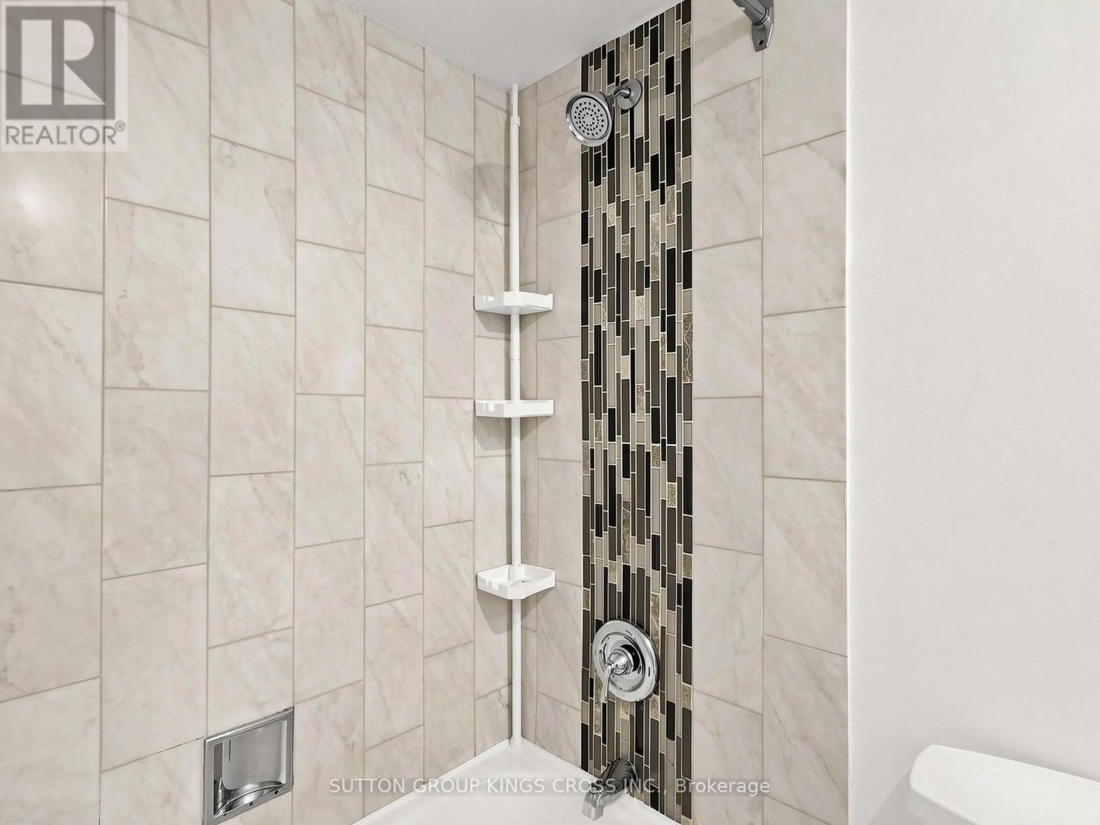 #706 265 ENFIELD PLACE - 29