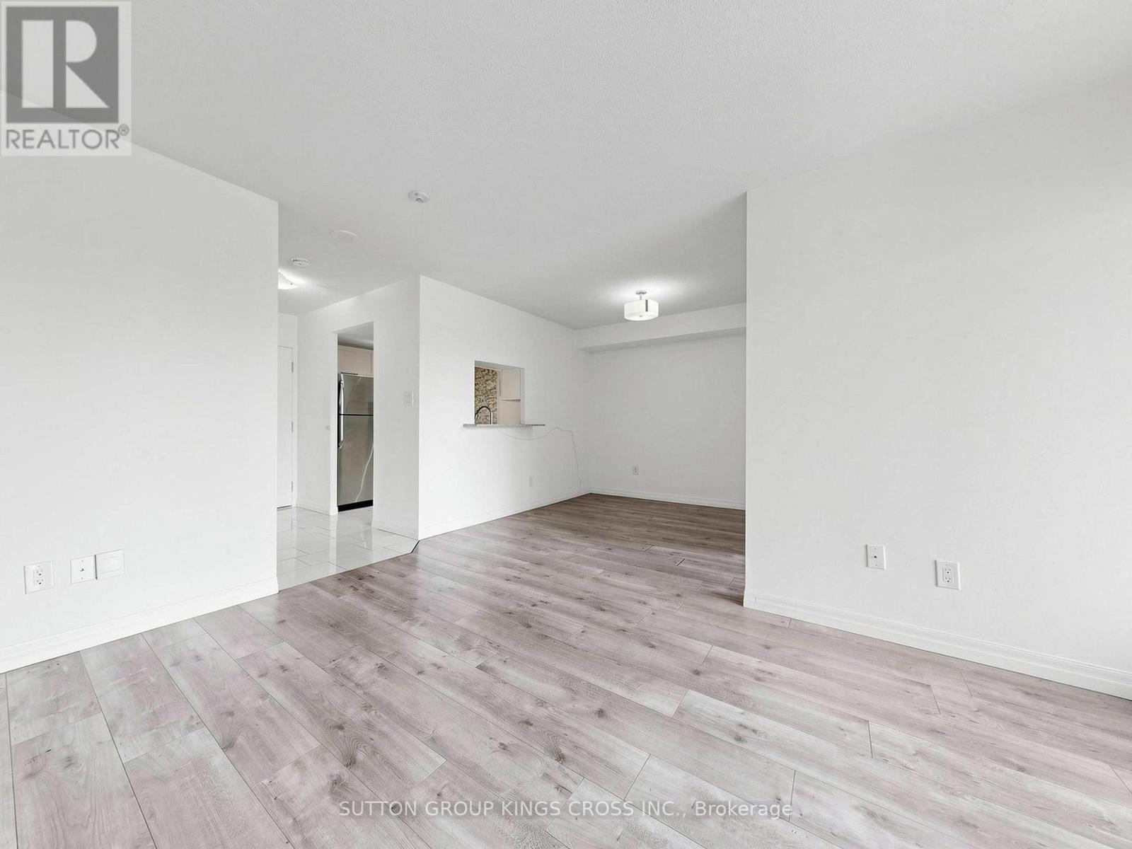 #706 265 ENFIELD PLACE - 8