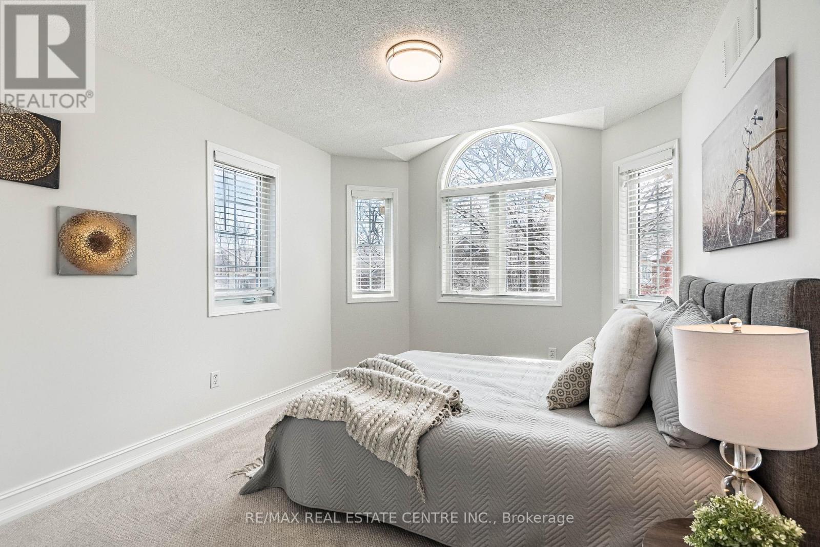 #85 470 FAITH DRIVE - 20