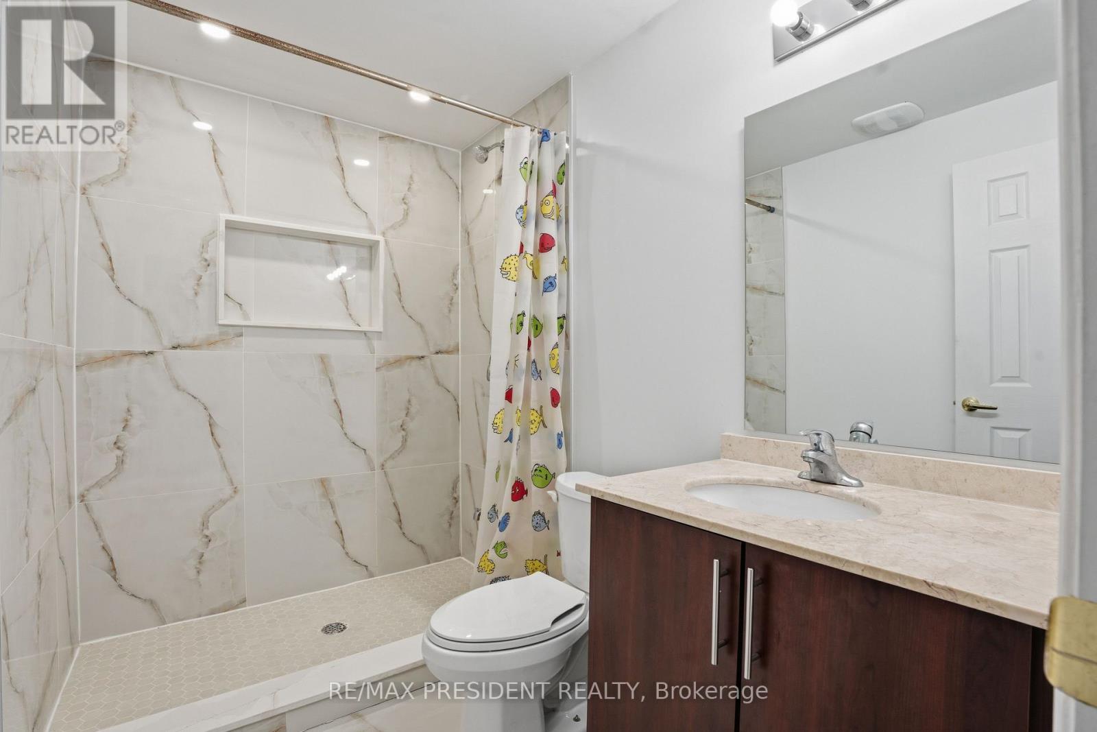 17 MCCARTNEY STREET - 36