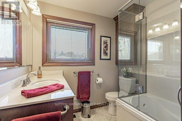 1054 CHIPPEWA DRIVE Property Photo