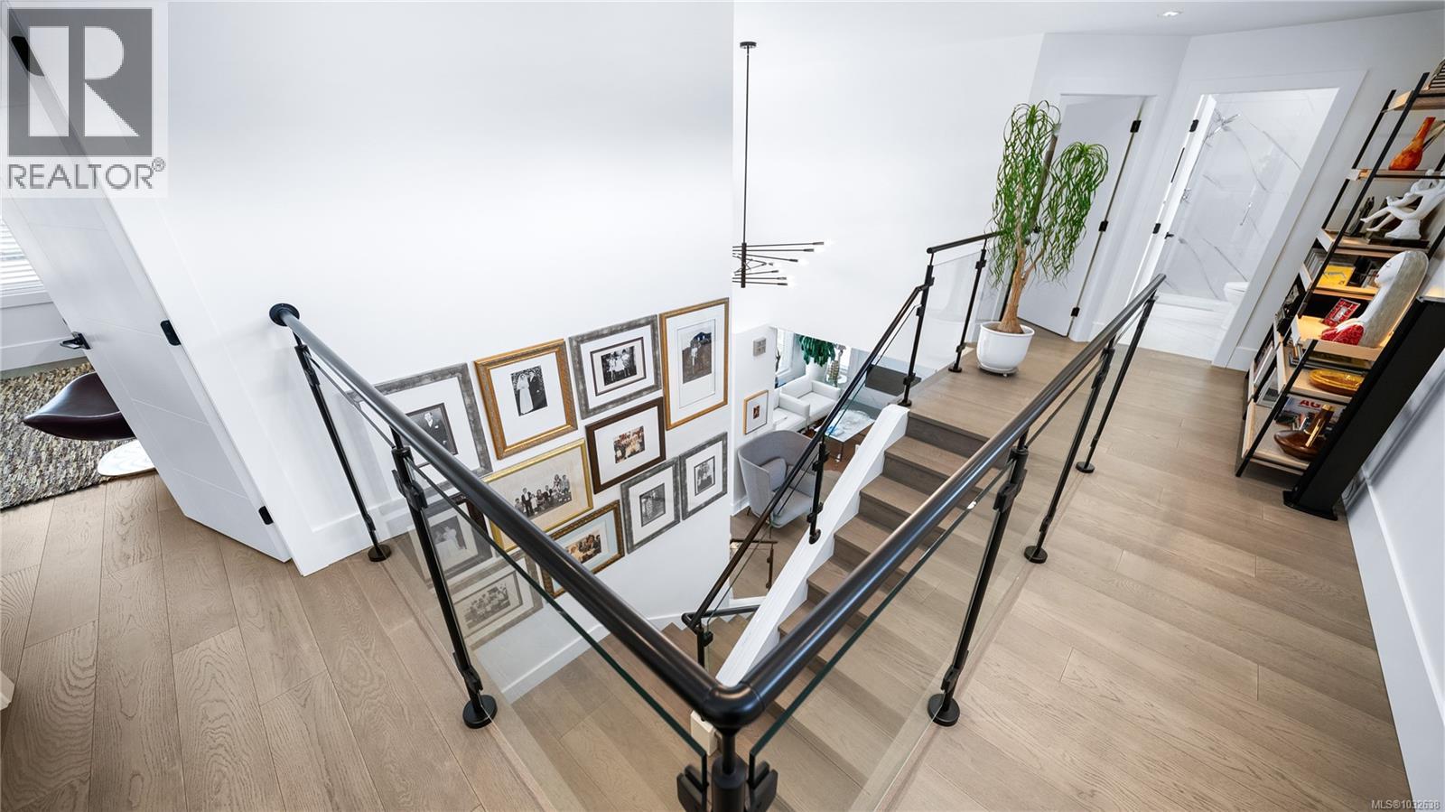  927 Beckwith Avenue, Saanich