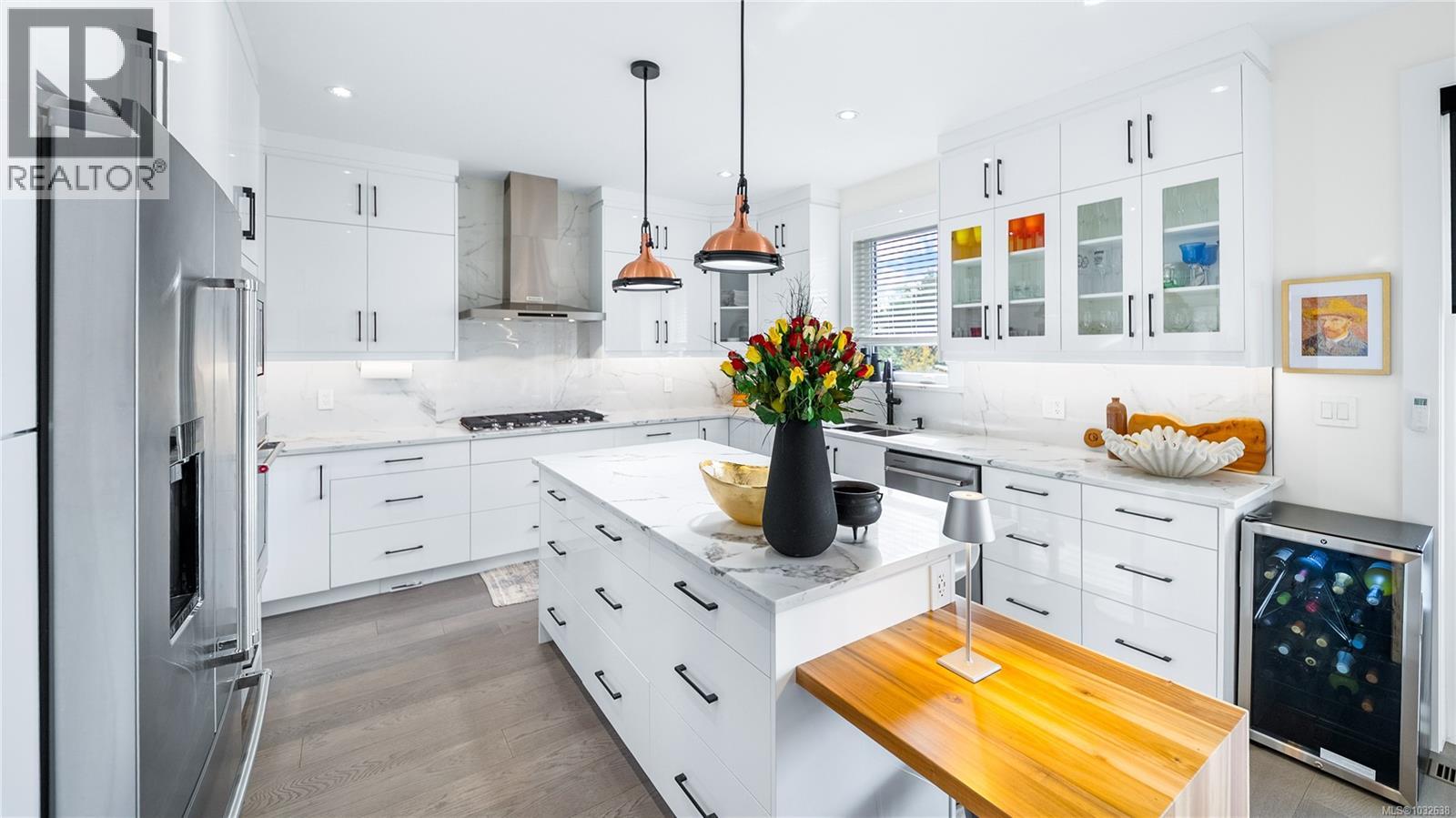  927 Beckwith Avenue, Saanich