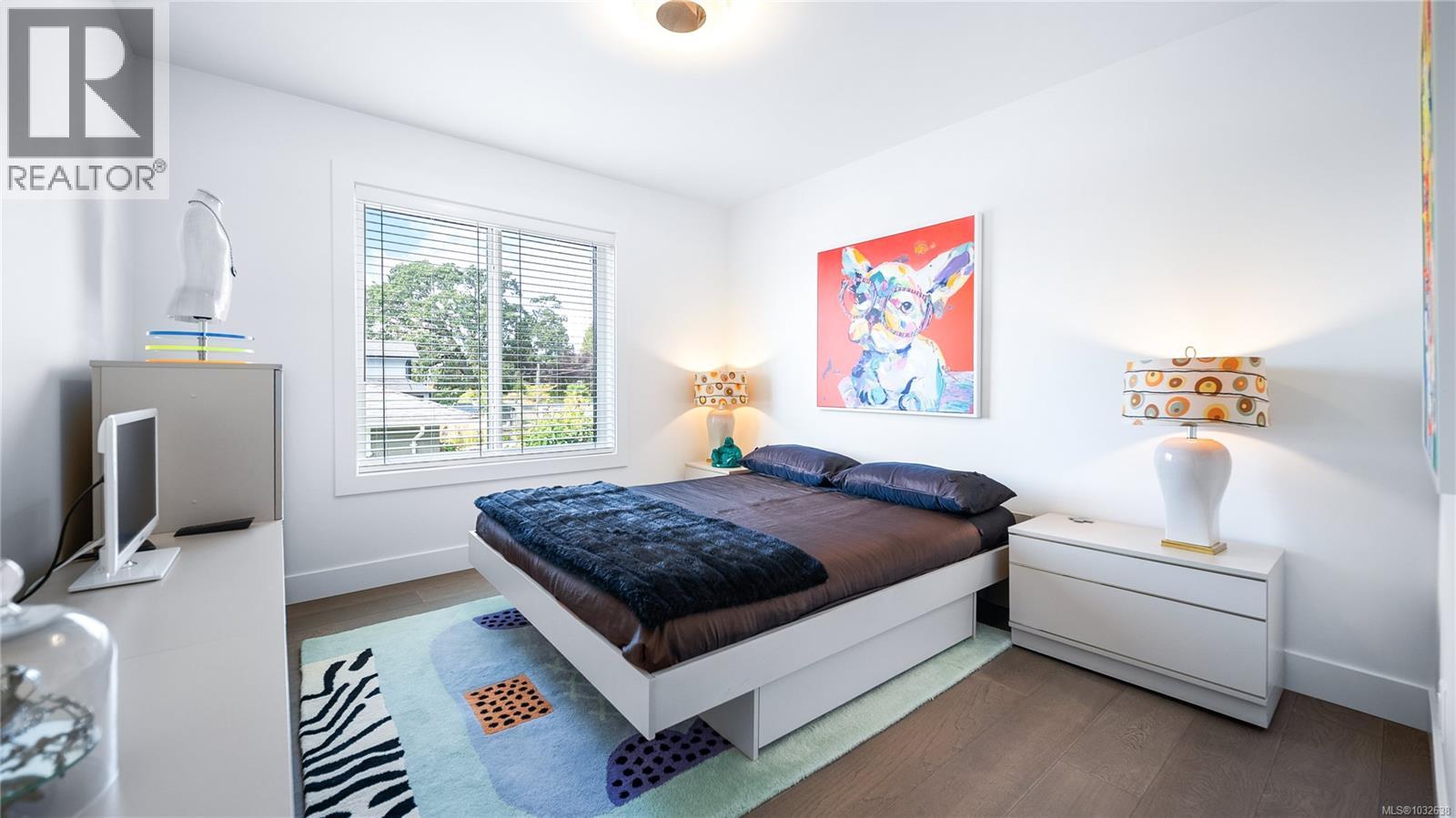  927 Beckwith Avenue, Saanich