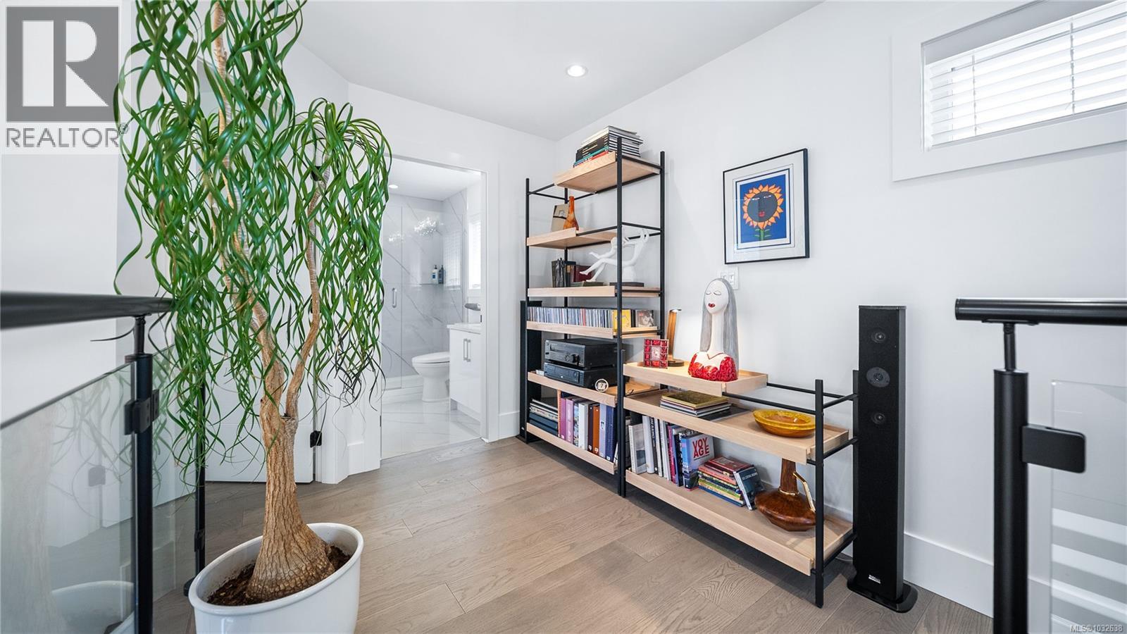  927 Beckwith Avenue, Saanich