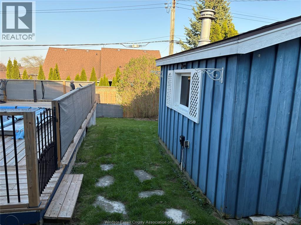 22 ROGER STREET — photo 30