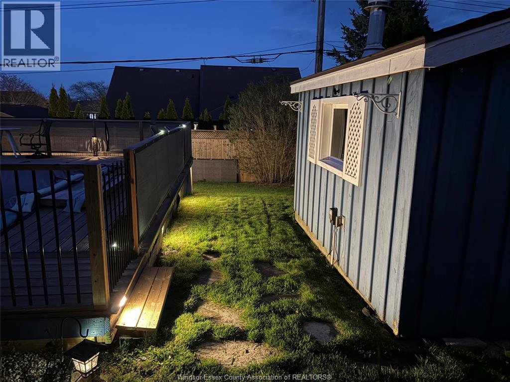 22 ROGER STREET — photo 31