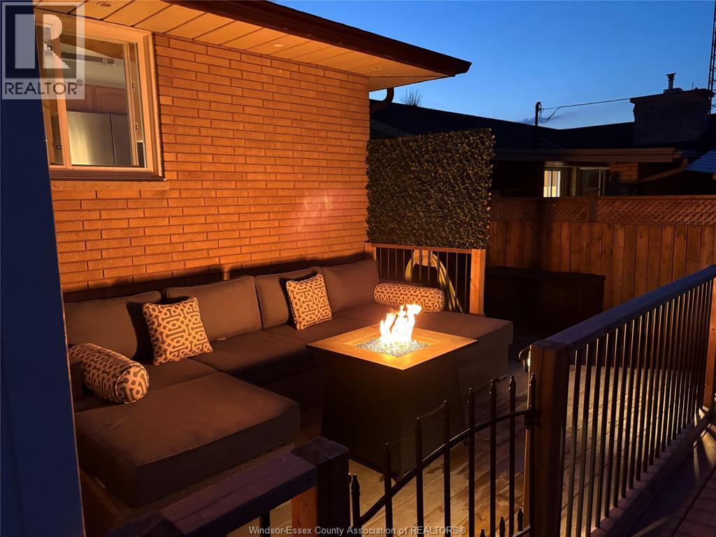 22 ROGER STREET — photo 26