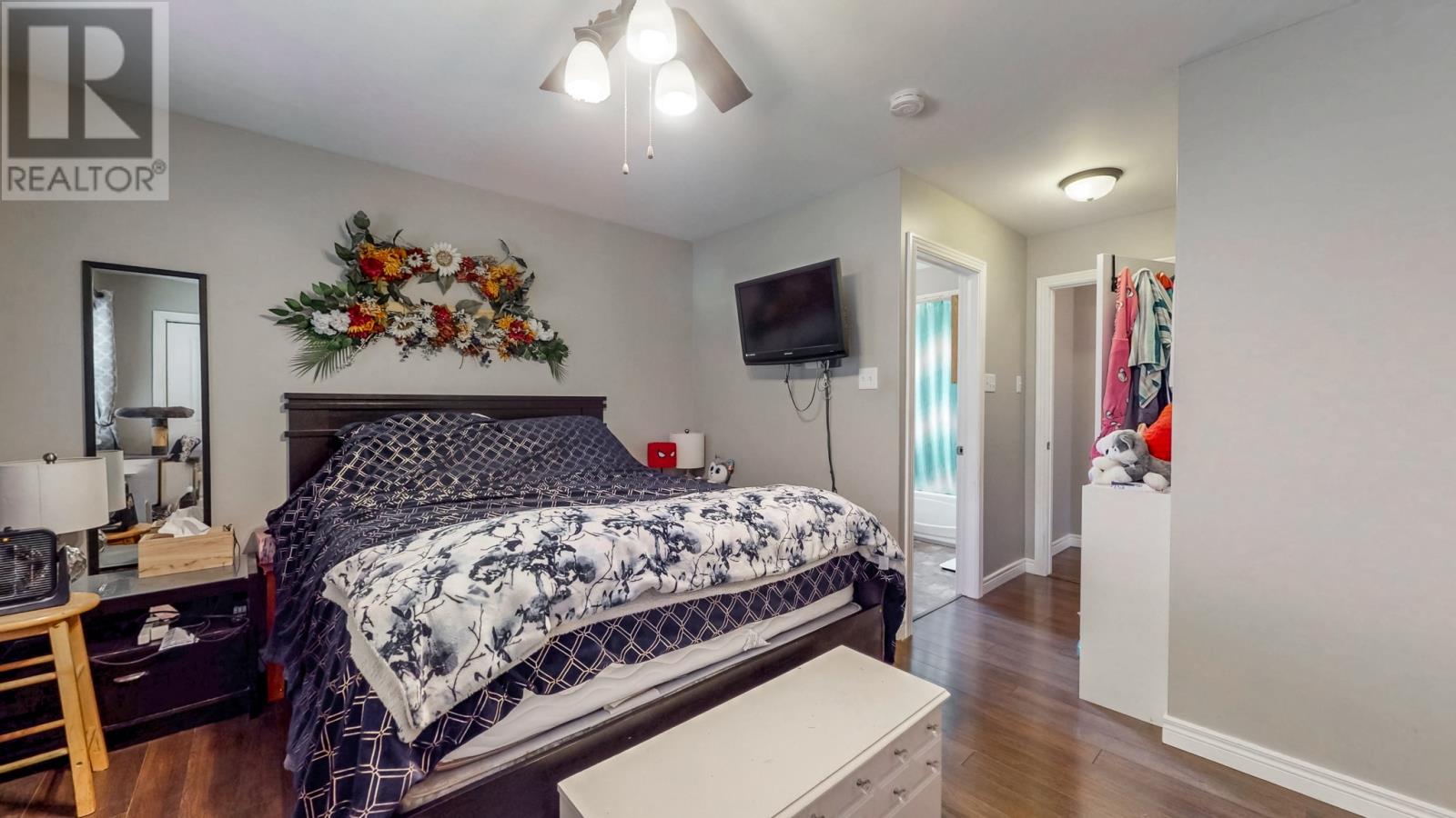 186 ANCHORAGE ROAD - 17