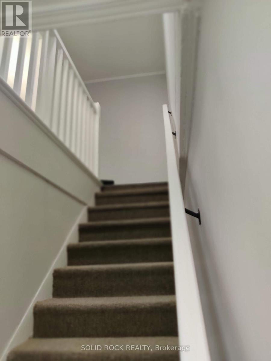 201 CLOTHIER ST STREET E - 25