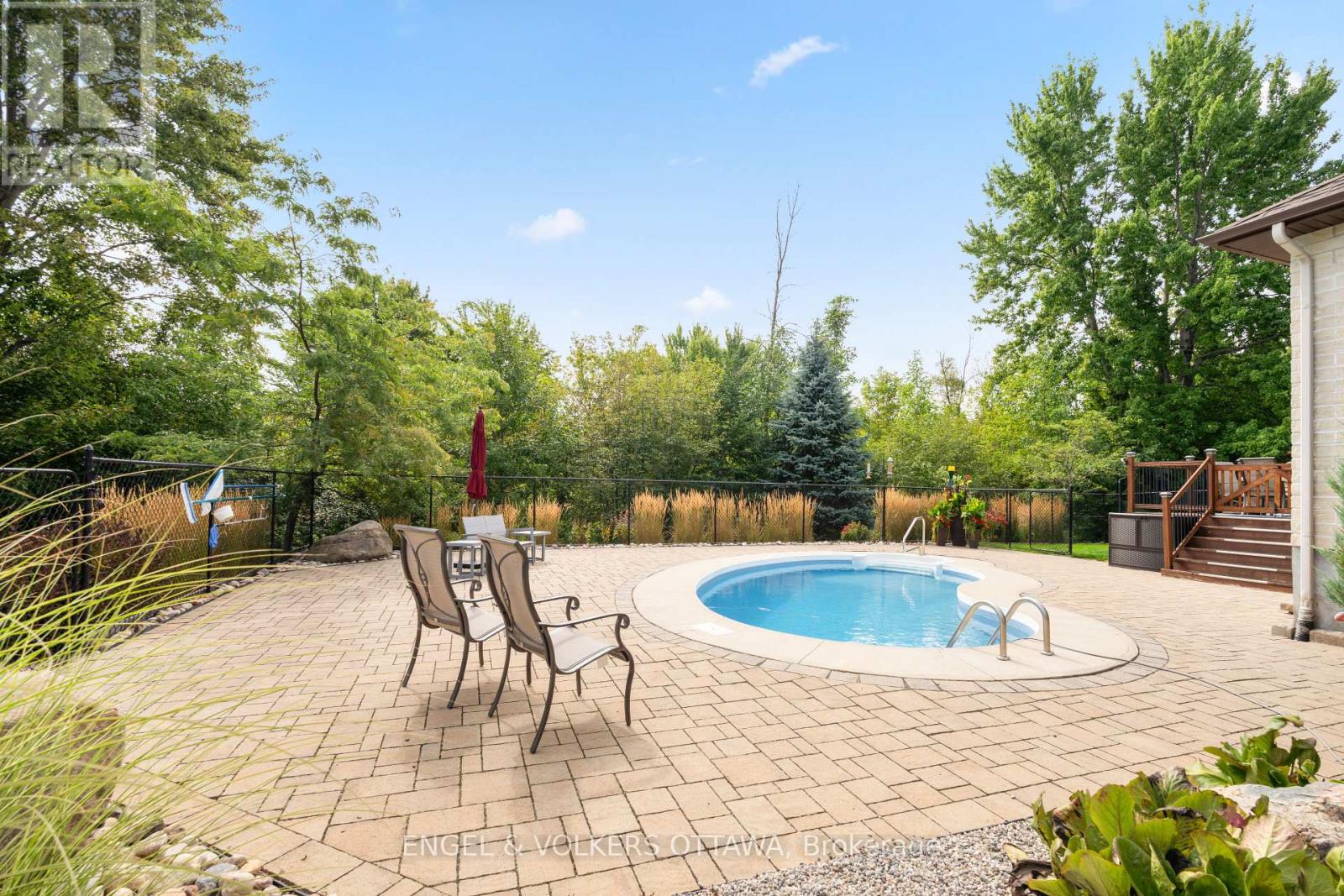 6652 PEBBLE TRAIL WAY - 42