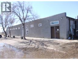 100 1st Avenue, Leader, SK S0N1H0 Photo 30