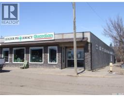 100 1st Avenue, Leader, SK S0N1H0 Photo 28