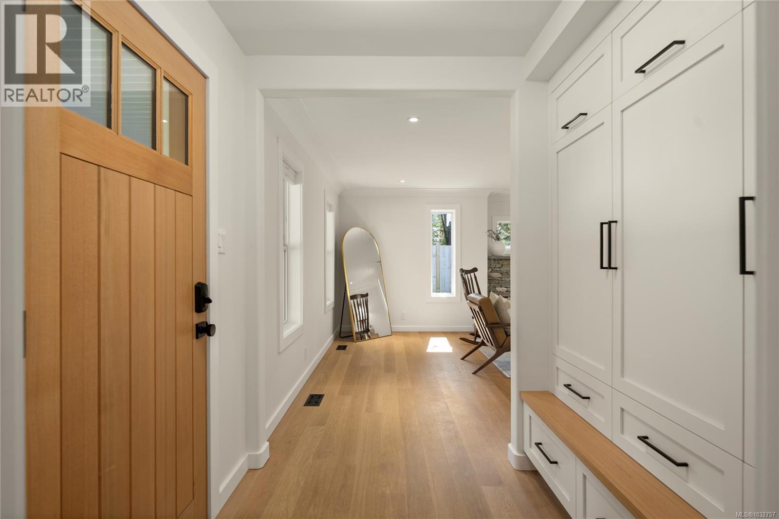 7131 Peterson Rd - 9