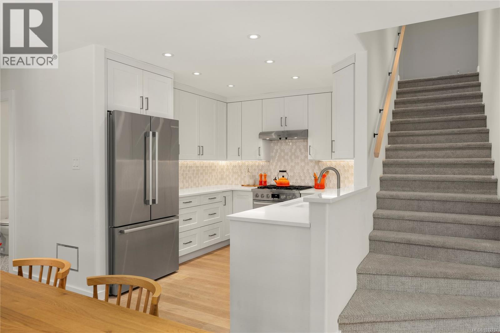 7131 Peterson Rd - 21