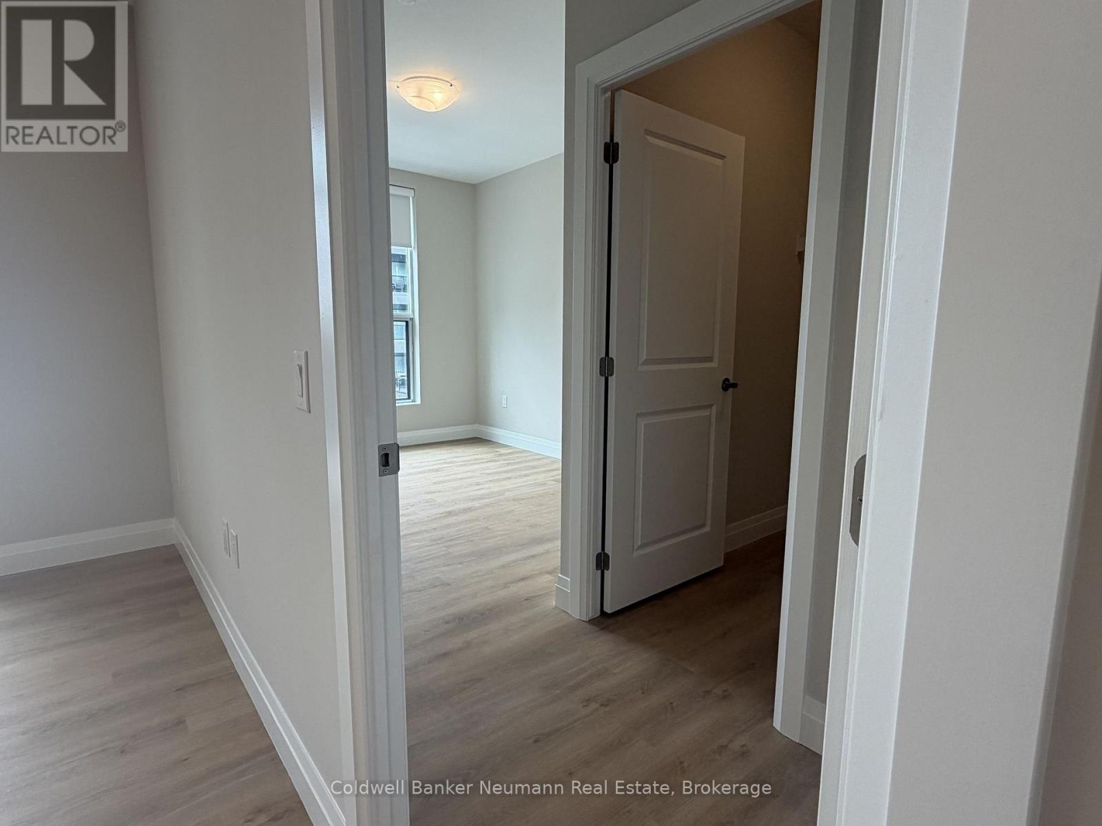 #403 1882 GORDON STREET - 6