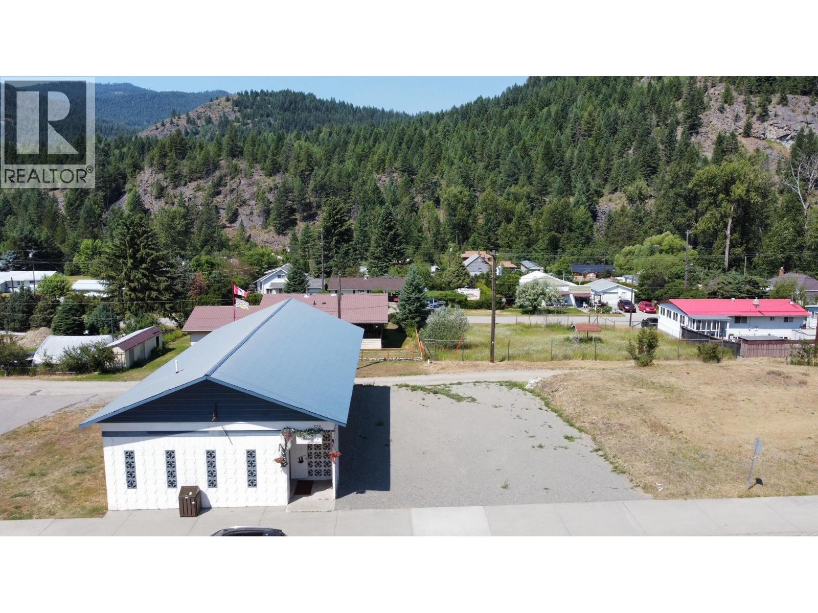 375 Copper Avenue S, Greenwood