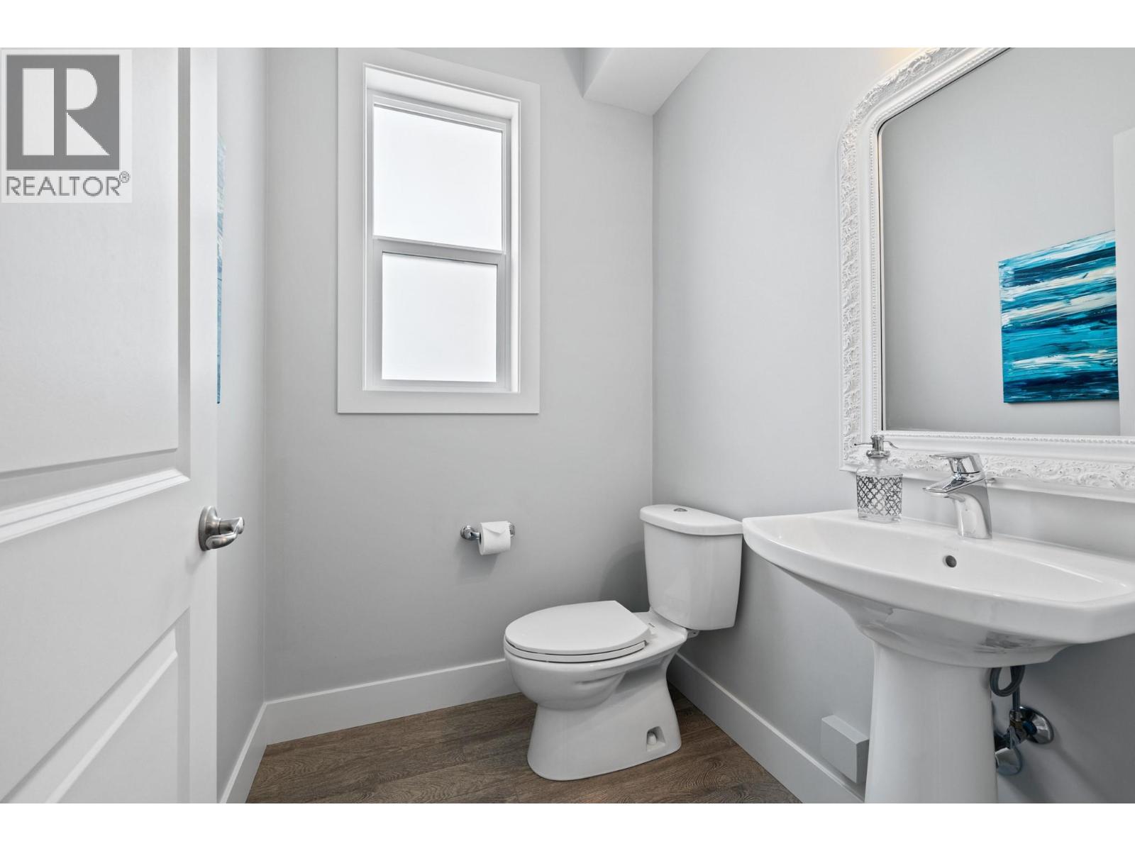  1260 Snowberry Avenue, Kelowna