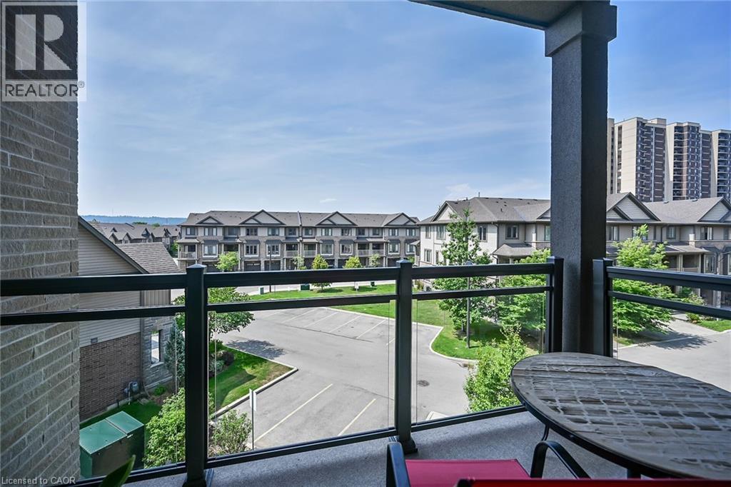 #311 35 SOUTHSHORE CRESCENT - 22