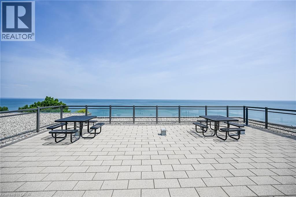 #311 35 SOUTHSHORE CRESCENT - 35